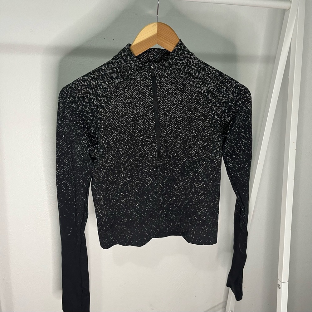 Lululemon jacket - Picture 3 of 6